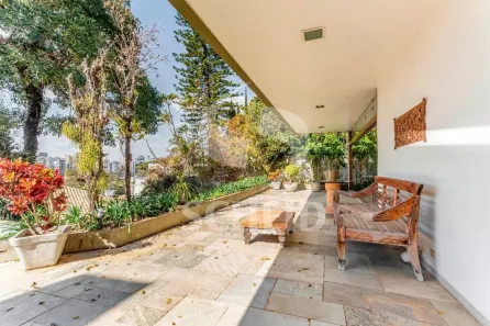 Casa com 4 Quartos à venda, 550m² no Jardim Everest, São Paulo