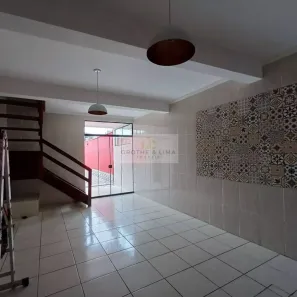 Casa com 3 Quartos para alugar, 120m² no Centro, Taubaté