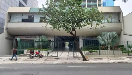 Sala Comercial para alugar, 46m² no Sé, São Paulo