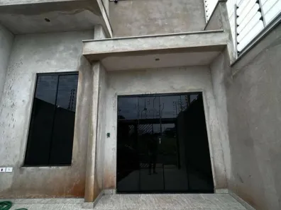 Casa com 2 Quartos à venda, 70m² no Jardim Montecatini, Londrina