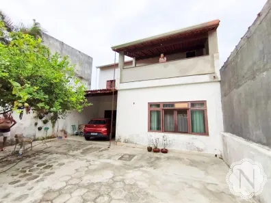 Sobrado com 4 Quartos à venda, 158m² no Campos Eliseos, Itanhaém
