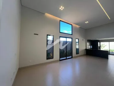 Casa com 3 Quartos à venda, 200m² no Jardim Botânico, Uberlândia