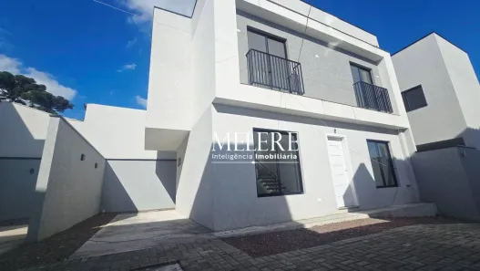 Sobrado com 3 Quartos à venda, 105m² no Uberaba, Curitiba