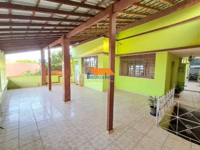 Casa com 4 Quartos à venda, 250m² no Concórdia, Belo Horizonte
