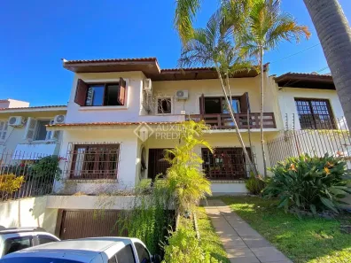 Casa com 3 Quartos à venda, 310m² no Boa Vista, Porto Alegre