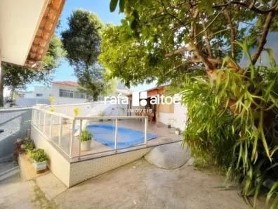 Casa com 4 Quartos à venda, 342m² no Maruípe, Vitória