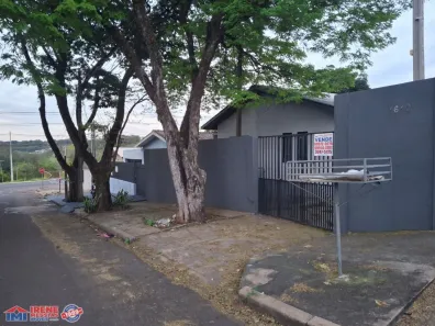 Casa com 3 Quartos à venda, 130m² no Vila Esperança, Maringá