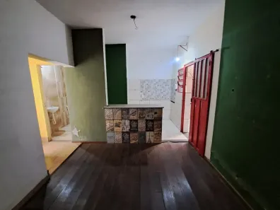 Casa com 2 Quartos para alugar, 90m² no Ressaca, Contagem