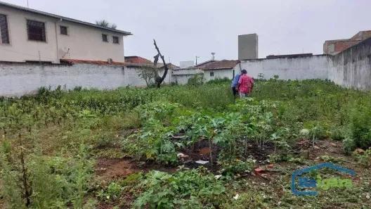 Lote/Terreno à venda, 750m² no Baraúna, Feira de Santana