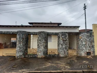 Casa com 3 Quartos à venda, 157m² no Jardim Alexandrina, Anápolis