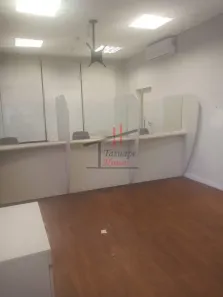 Sala Comercial para alugar, 200m² no Quarta Parada, São Paulo