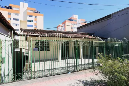 Casa com 8 Quartos à venda, 360m² no Santa Inês, Belo Horizonte