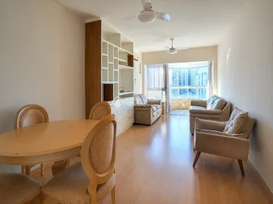 Apartamento com 2 Quartos para alugar, 81m² no Centro, Florianópolis