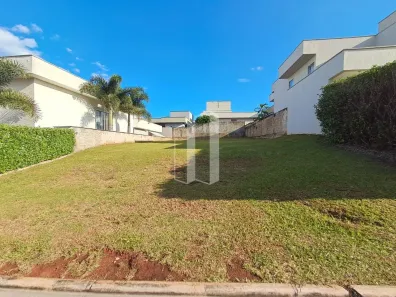 Lote/Terreno à venda, 403m² no Jardins Valência, Goiânia
