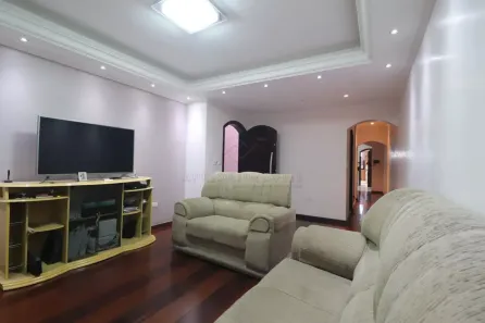 Sobrado com 3 Quartos para alugar, 178m² no Jardim Itapoan, Santo André