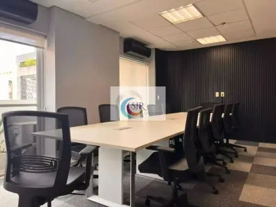 Sala Comercial para alugar, 250m² no Vila Olímpia, São Paulo