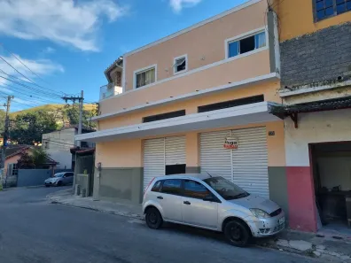 Ponto Comercial para alugar, 108m² no Quissama, Petrópolis