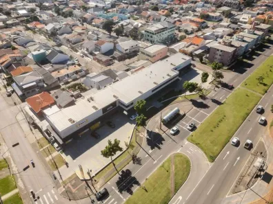 Ponto Comercial para alugar, 580m² no Sítio Cercado, Curitiba