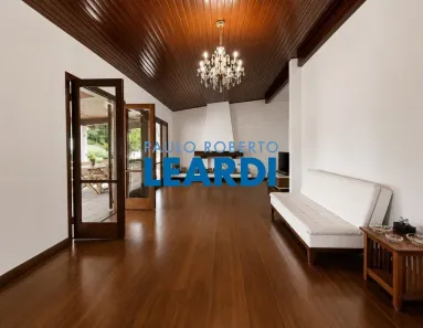 Casa com 6 Quartos para venda ou aluguel, 450m² no Butantã, São Paulo