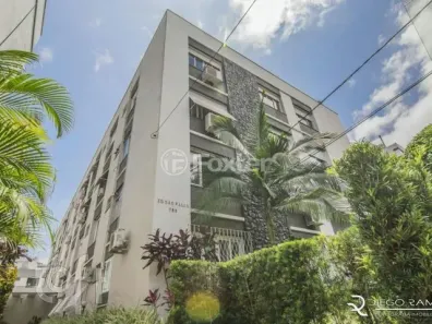 Apartamento com 3 Quartos à venda, 74m² no Moinhos de Vento, Porto Alegre