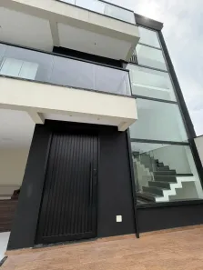 Casa de Condomínio com 5 Quartos para alugar, 370m² no Recreio dos Bandeirantes, Rio de Janeiro