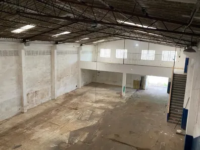 Imóvel Comercial com 1 Quarto para alugar, 1200m² no Jurunas, Belém
