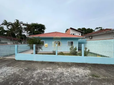 Casa com 4 Quartos à venda, 136m² no Bom Viver, Biguaçu