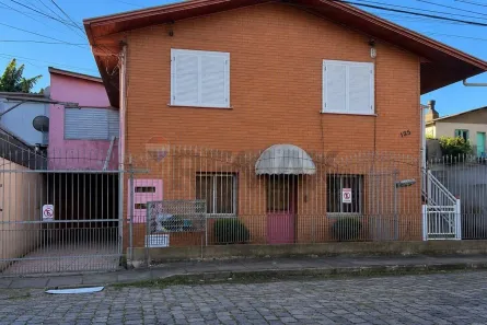 Casa com 5 Quartos à venda, 323m² no Aparecida, Bento Gonçalves