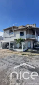 Casa de Condomínio com 3 Quartos para alugar, 400m² no São João, Itajaí