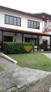 Casa de Condomínio com 4 Quartos para alugar, 520m² no Sapê, Niterói