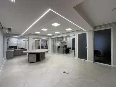 Sala Comercial com 4 Quartos à venda, 107m² no Centro, Santa Maria