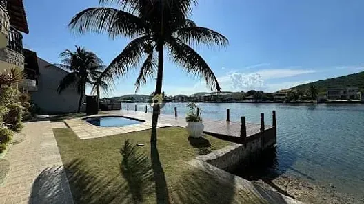 Casa de Condomínio com 2 Quartos à venda, 92m² no Ogiva, Cabo Frio