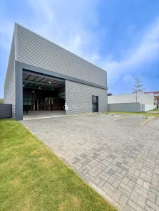 Galpão/Depósito/Armazém para alugar, 615m² no Jacuhy, Serra