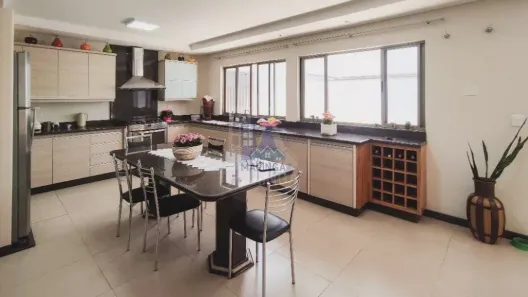 Casa com 3 Quartos à venda, 237m² no Jardim Imperial II, Maringá