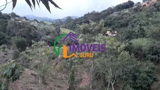 Fazenda/Sítio com 3 Quartos à venda, 1600m² no Chácara dos Pessegueiros, Poços de Caldas