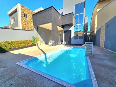 Sobrado com 3 Quartos à venda, 180m² no Parque Ipiranga, Resende