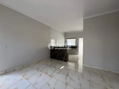 Casa com 3 Quartos à venda, 67m² no Jardim Canaã, Uberlândia