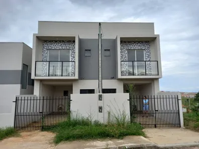 Casa com 2 Quartos à venda, 75m² no Centro, Ponta Grossa