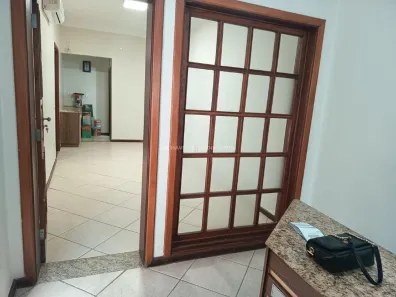 Sala Comercial para alugar, 190m² no Santa Maria, Uberaba