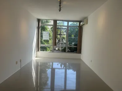 Sala Comercial para alugar, 37m² no Passo da Areia, Porto Alegre