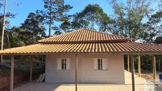 Fazenda/Sítio com 3 Quartos à venda, 2000m² no , Paraibuna