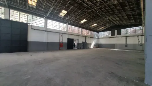 Galpão/Depósito/Armazém para alugar, 2033m² no Jardim Regina Alice, Barueri