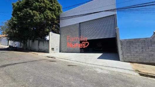 à venda, 360m² no Canadá, Contagem