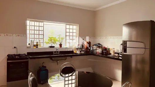 Casa com 3 Quartos à venda, 106m² no Jardim Celani, Salto