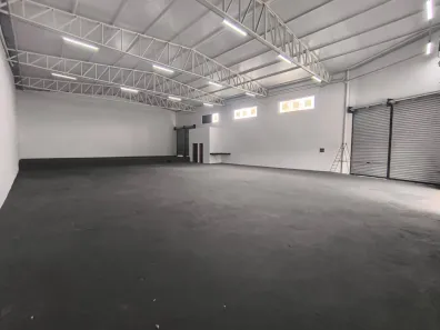 Galpão/Depósito/Armazém para alugar, 470m² no Jardim Ana Lúcia, Goiânia