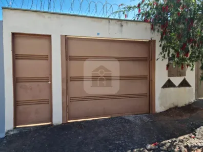 Casa com 2 Quartos à venda, 67m² no Jardim Holanda, Uberlândia
