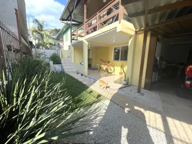 Casa com 3 Quartos à venda, 140m² no São Caetano, Caxias do Sul
