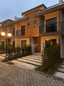 Sobrado com 2 Quartos à venda, 71m² no Itoupavazinha, Blumenau