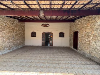 Casa com 3 Quartos à venda, 272m² no Santa Branca, Belo Horizonte