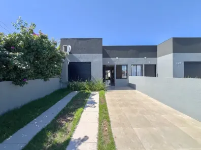 Casa com 2 Quartos à venda, 77m² no XANGRI-LÁ, Xangri-lá